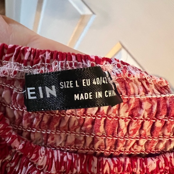 Red floral spring off shoulder dress - Picture 4 of 5